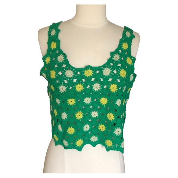 New in NWT Floral Crochet Lace Cropped Tank Top Kelley Green Size S/M - Picture 2 of 15